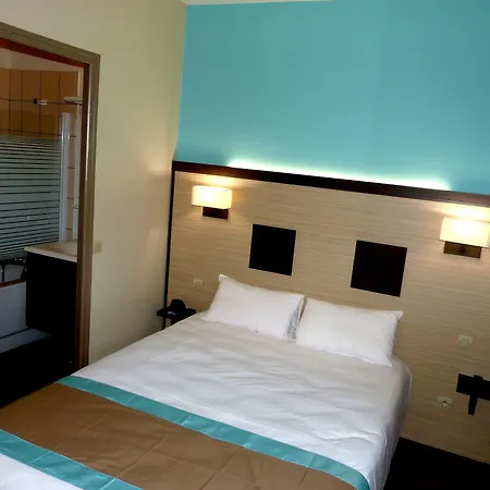 ホテル Arbor - Les Hunaudieres - Le Mans Sud - ミュルザンヌ