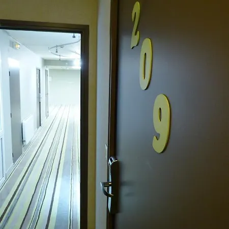 فندق Arbor - Les Hunaudieres - Le Mans Sud - 3*